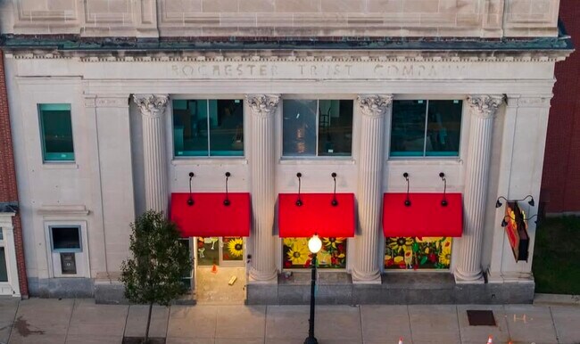 Building Photo - 22 S Main St
