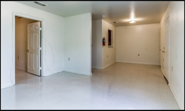 Building Photo - 12753 Plank Rd