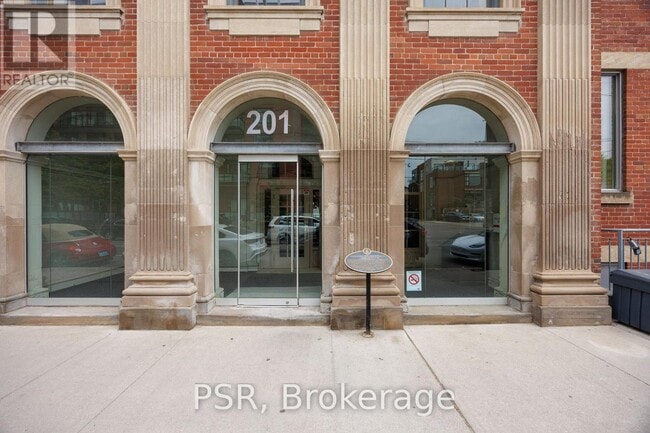 Building Photo - 201-201 Carlaw Ave