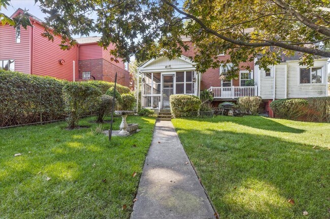 Building Photo - 1138 Windermere Dr