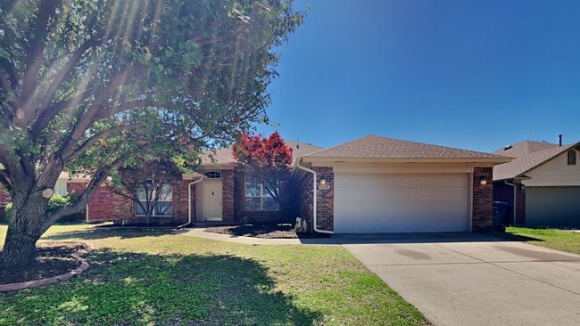 Building Photo - Nice 3 Bedroom 2 Bathroom Home with Storm Shelter and Office!