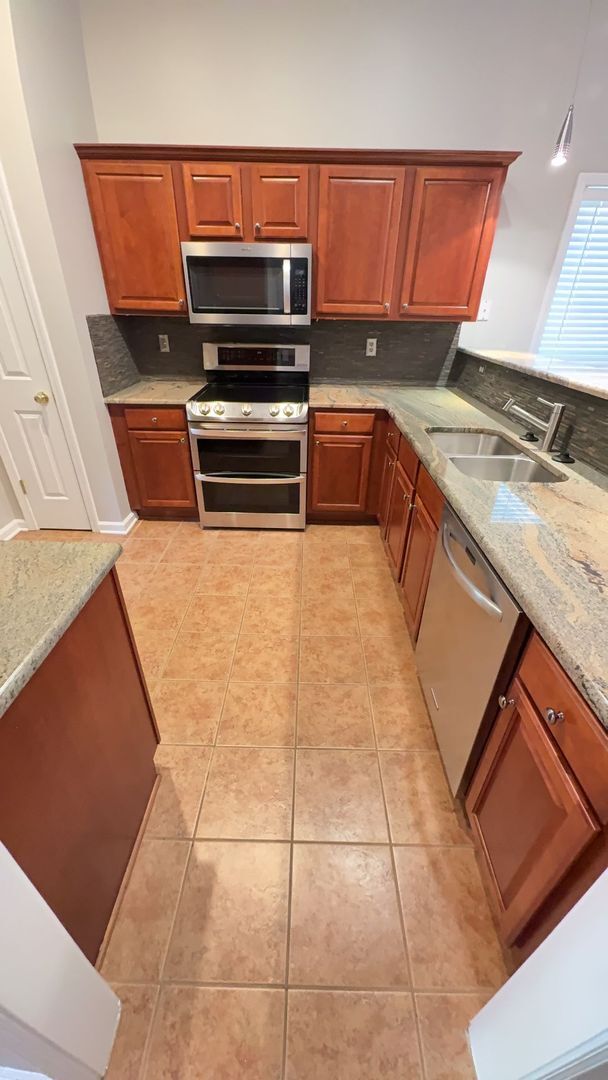 Building Photo - Charming 3-bedroom, 2-bath home located in a quiet Cordova