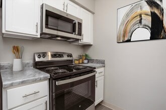 Building Photo - Sherwood Heights
