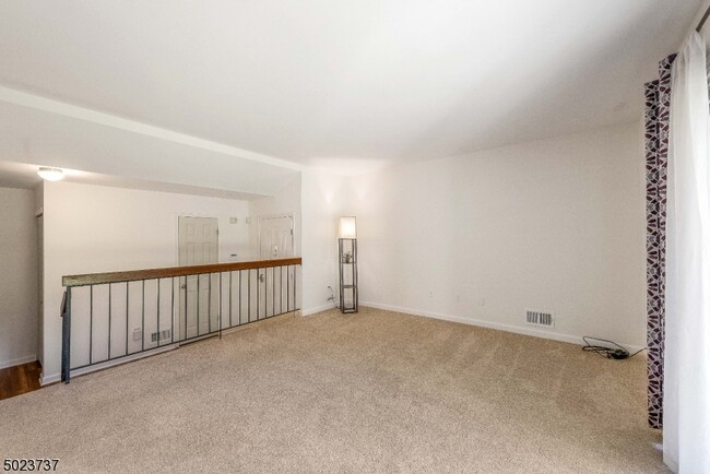 Building Photo - 1807 Spruce Hills Dr
