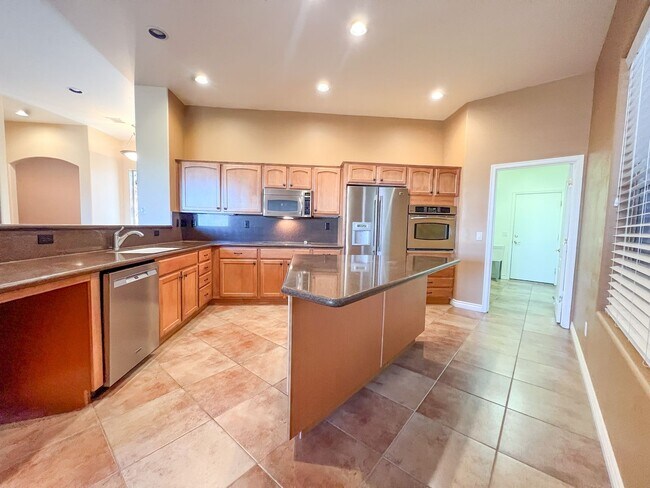 Building Photo - HOUSE - CORNVILLE/COTTONWOOD -GYM/POOL- VE...