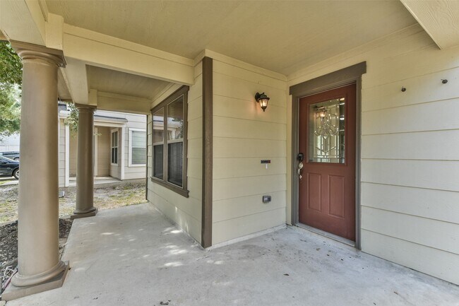 Foto del edificio - 29315 Hickory Terrace Dr