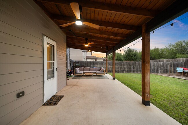 Building Photo - 7814 Blackhawk Pass