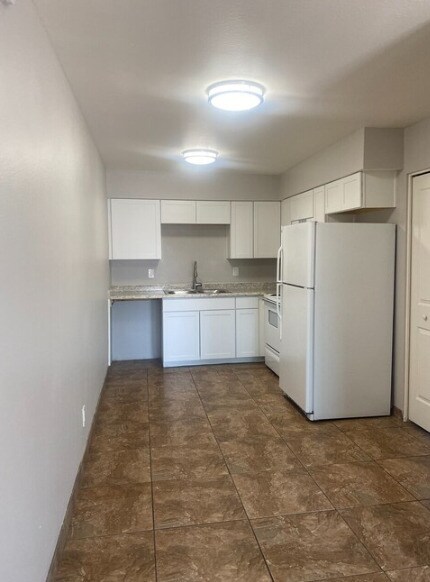 Foto del edificio - 2310 E Broadway Rd
