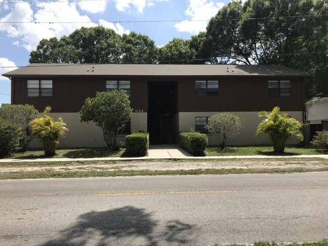 Building Photo - 3124 W Sligh Ave