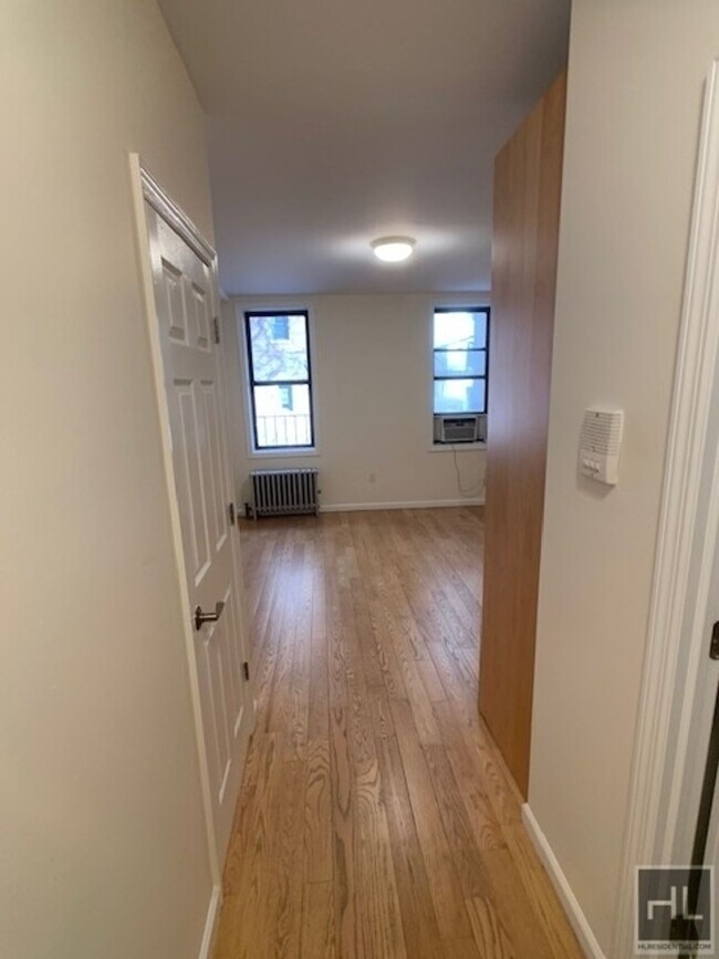 Foto del edificio - EAST 89 STREET