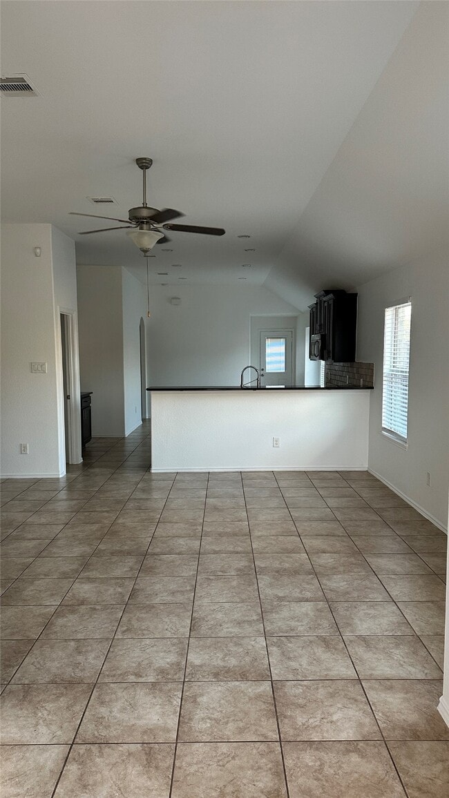 Building Photo - 20702 Waterfall Rain Ct