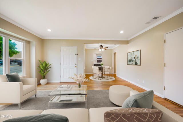 Foto del edificio - 4442 Ocean View Blvd