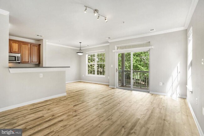 Foto del edificio - 13067 Marcey Creek Rd