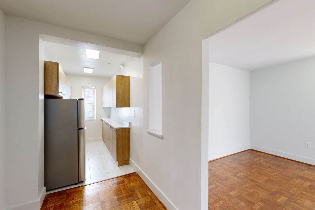 Photo - Macomb Gardens Apartments