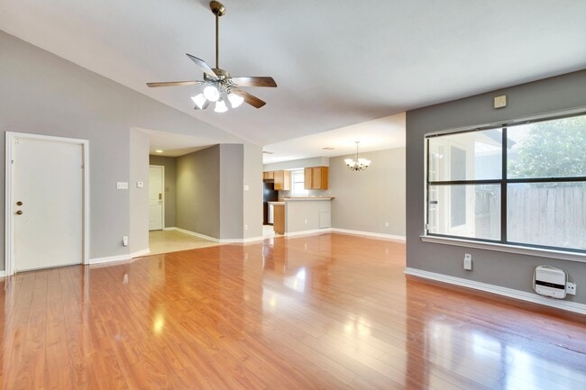 Building Photo - 12902 Odie Ln