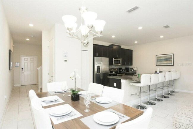 Foto del edificio - 4807 Clock Tower Dr