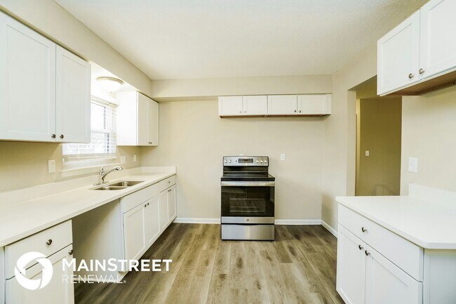 Foto del edificio - 2684 Glenbriar St