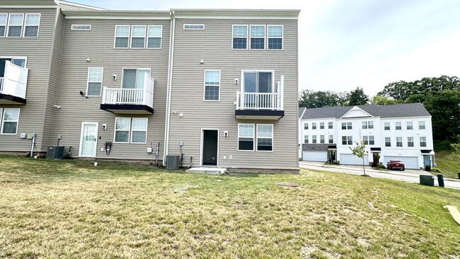Foto del edificio - 106 Sweetwater Dr