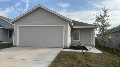 Building Photo - 208 Skyfire St