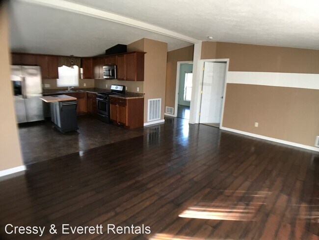 Building Photo - 3 br, 2 bath House - 24601 Grant Rd