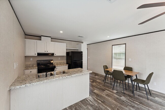 Foto del edificio - 17 Bradley Ln