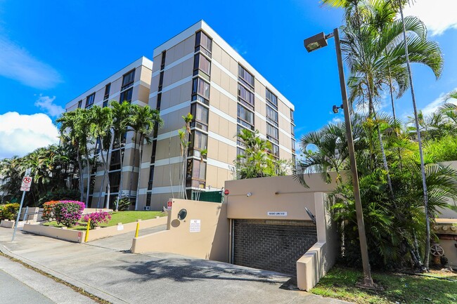 Piikoi Atrium - studio,1 bath with 1 covered parking stall - Piikoi Atrium - studio,1 bath with 1 covered parking stall Apartment