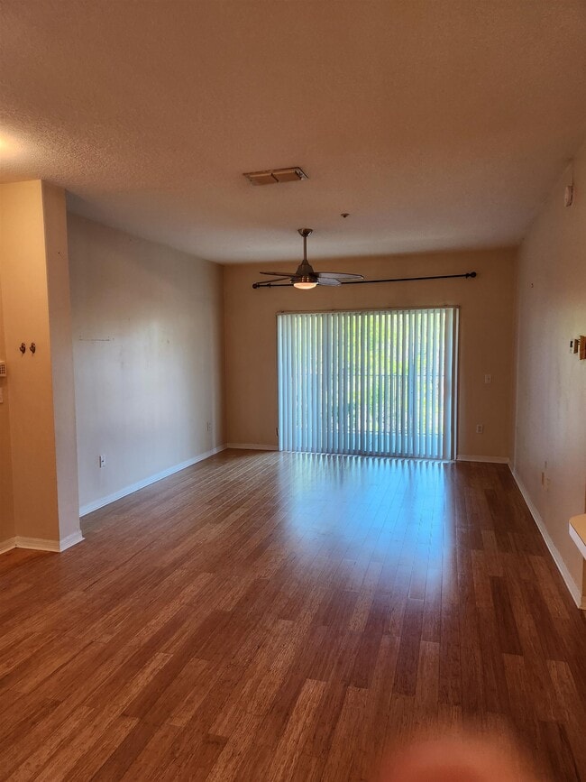 Building Photo - 510 Florida Club Blvd
