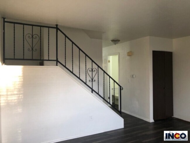 Foto del edificio - 790 S Patton Ct