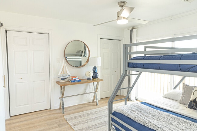 Building Photo - 212 Ambler St