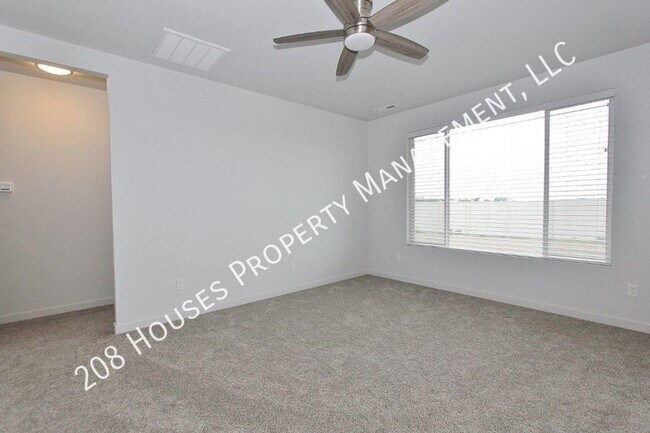 Building Photo - Stunning Single-Level w/Upper Bonus Room Home