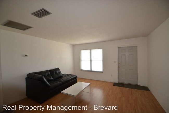 Building Photo - 1407 Cindy Cir NE