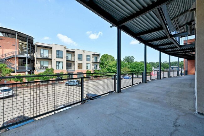 Foto del edificio - Exquisite Urban Living in Austin's Prime L...