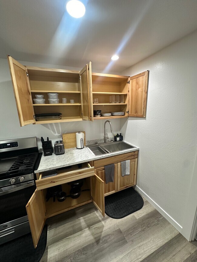 Foto del edificio - Icon Executive Suites LLC