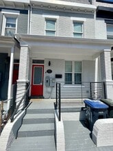 Building Photo - 341 Elm St NW