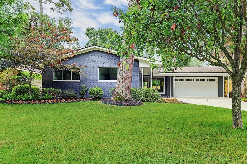Foto principal - 6027 Pineshade Ln