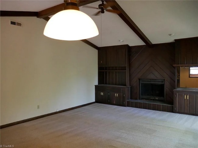 Building Photo - 704 Aspen Trail