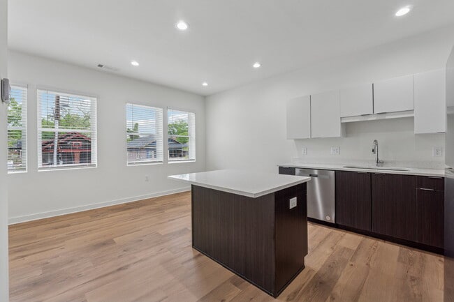 Foto del edificio - Freshly renovated 1 bedroom 1 bath.