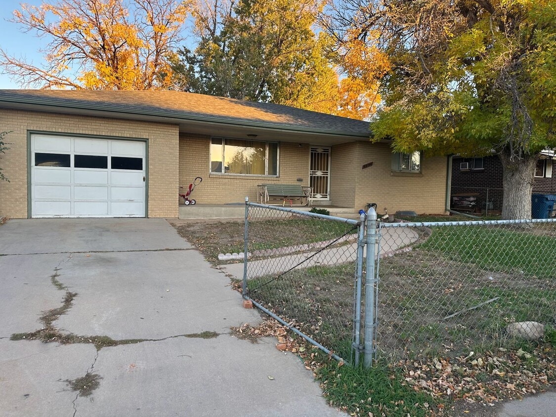 Long Realty & Property Management - 4 Bed ... - Long Realty & Property Management - 4 Bed ...