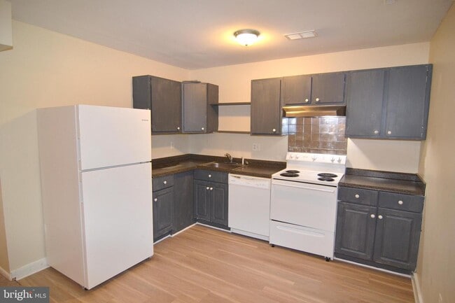 Building Photo - 46844 Patuxent Rd