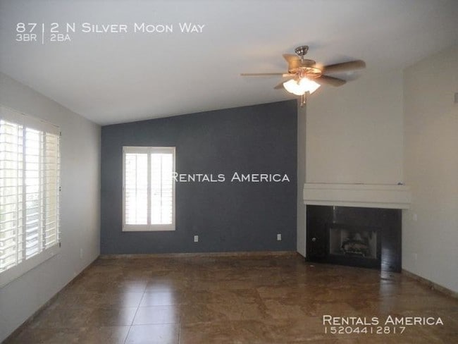 Building Photo - 3 bedroom in Tucson AZ 85743