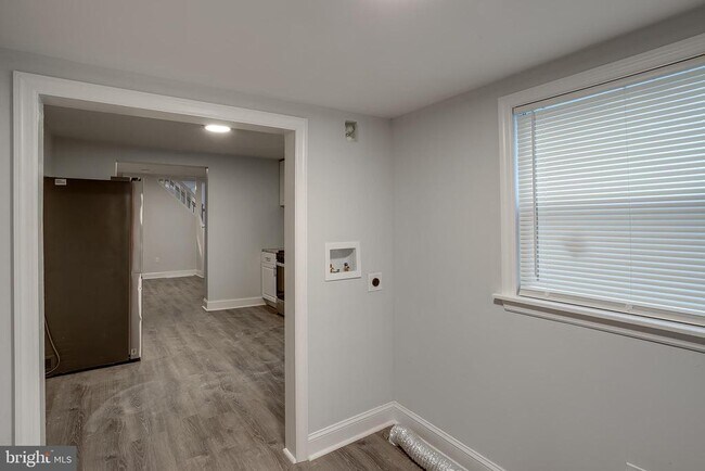 Foto del edificio - 318 Middlesex St