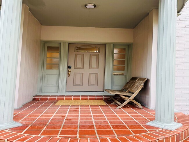 Foto del edificio - 2506 Rosedale St