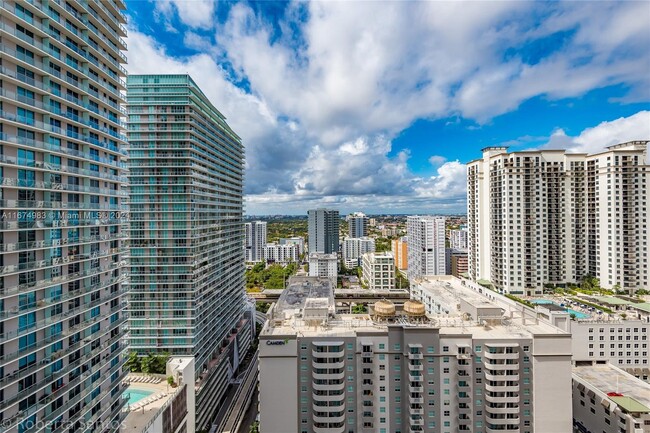 Balcony View - 1000 Brickell Plz