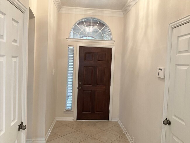 Foto del edificio - 6 Dragon Hill Pl