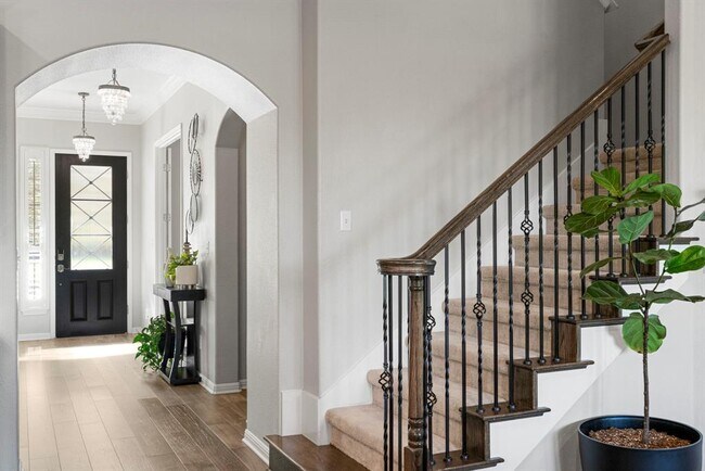 Building Photo - 4013 Gandara Bend