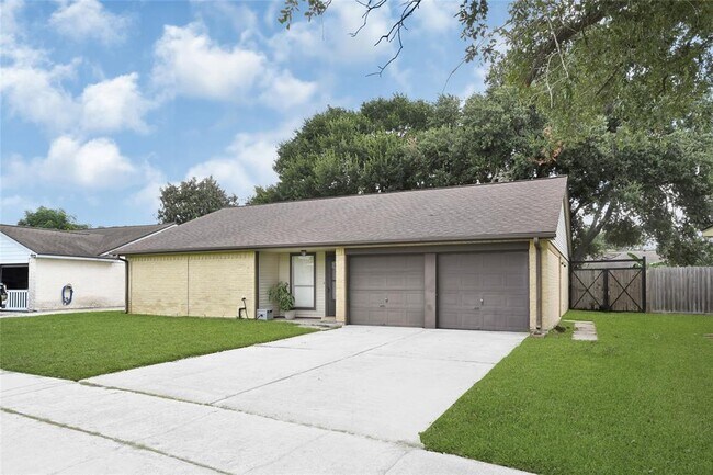 Foto del edificio - 10007 Oakmont Dr