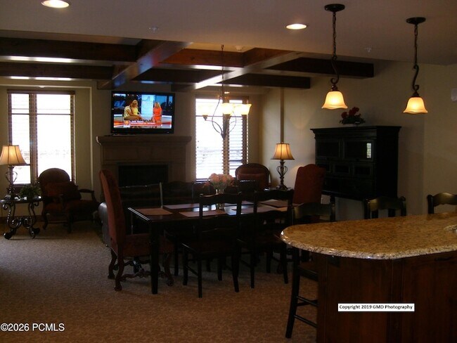 Building Photo - 3551 N Escala Ct