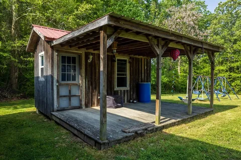 Building Photo - 1021 Bradley Creek Rd