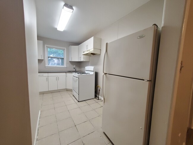 216 Fairmount Ave 2 - 218 Fairmount Ave