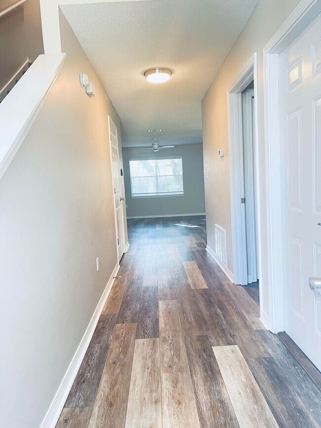 Foto del edificio - 214 Tooke St